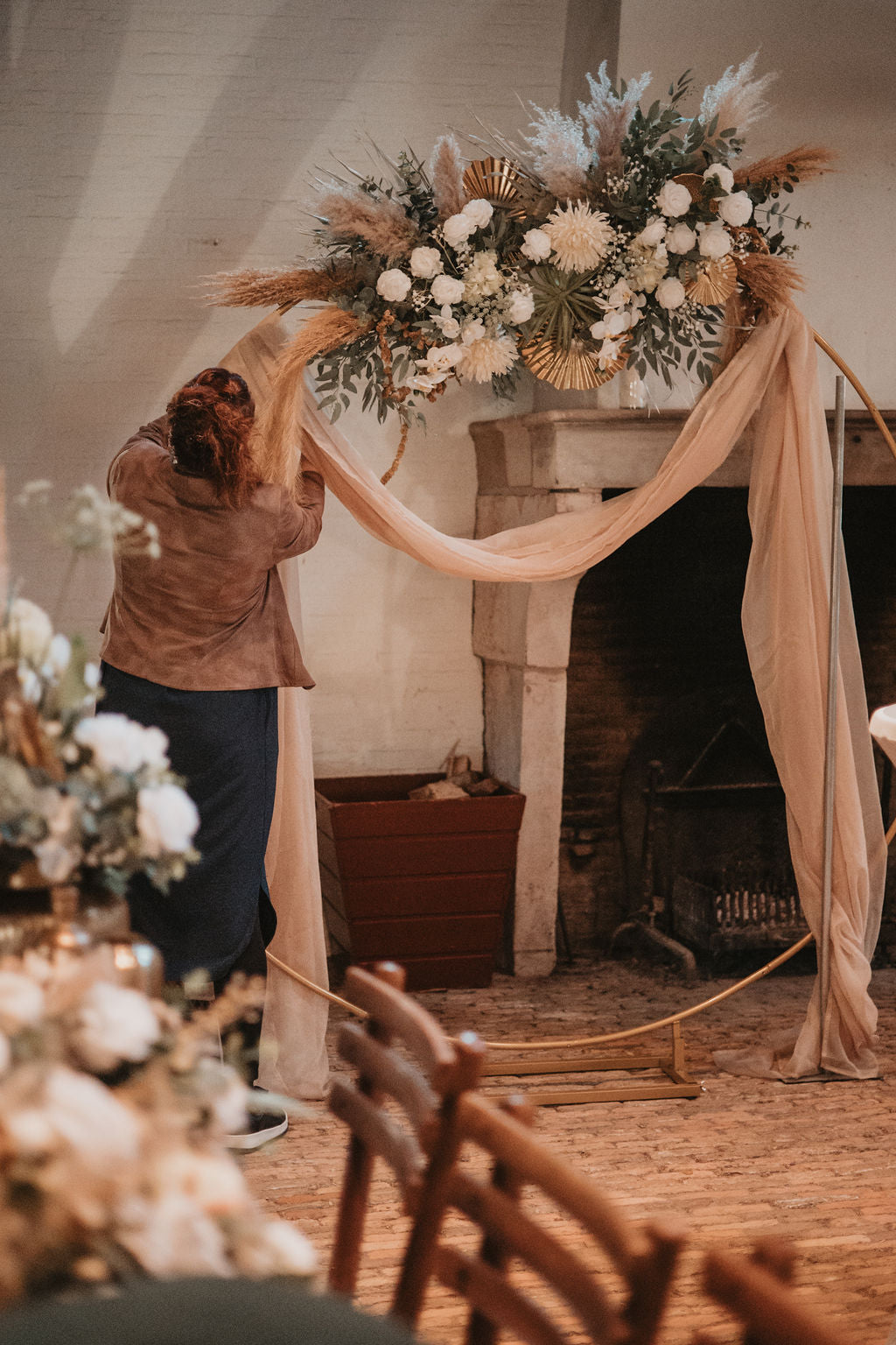 zijdebloemen huren bruiloft| bloemenboog huren bruiloft| luxe bloemen bruiloft| bruidsbloemen brabant| bloemen bruiloft eindhoven| mooie bruidsbloemen| bohemian bruiloft inspiratie|bloemenstyling bruiloft brabant|bruidsbloem styliste| bruidsboeket online bestellen|magical flower