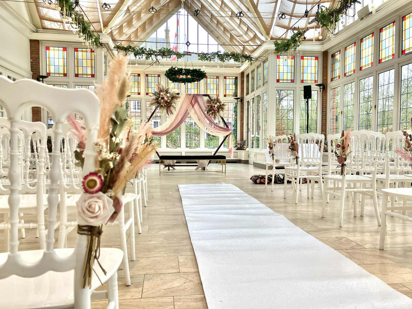 Zijdenbloemen huren| luxe zijdenbloemen huren bruiloft| bloemen huren bruiloft| bloemen bruiloft eindhoven| bloemen huren bruiloft België| Bloemen bruiloft online| decoratie bruiloft huren| magical flower