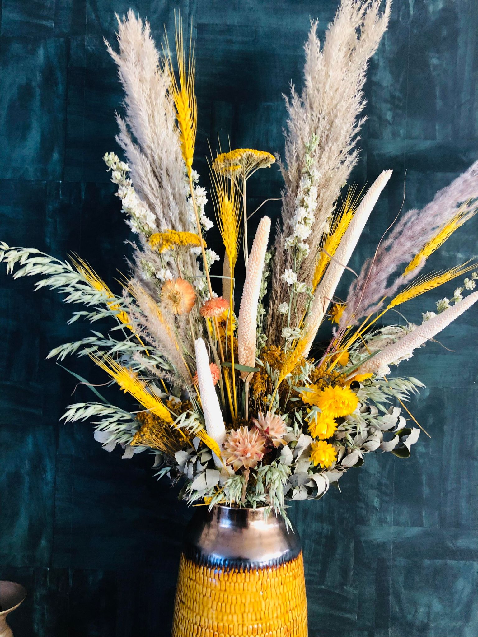 b2b| zakelijk bloemen huren|bloemen op maat bestellen|zijdebloemen op maat bestellen| zijdenbloemen| mooie droogbloemen| droogbloemen op maat bestellen| droogbloemen|magical flower