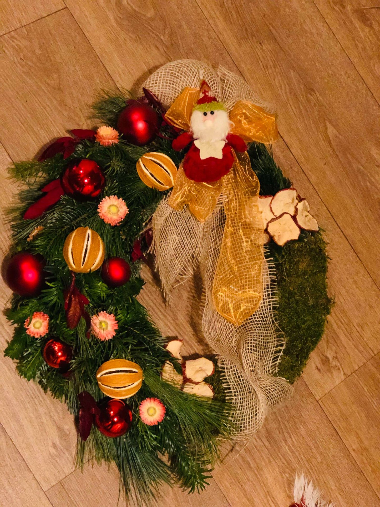 workshop Kerstkrans| creatieve workshop noord-brabant| kerstworkshop brabant| bloemschikworkshop brabant| kerstkrans |magical flower