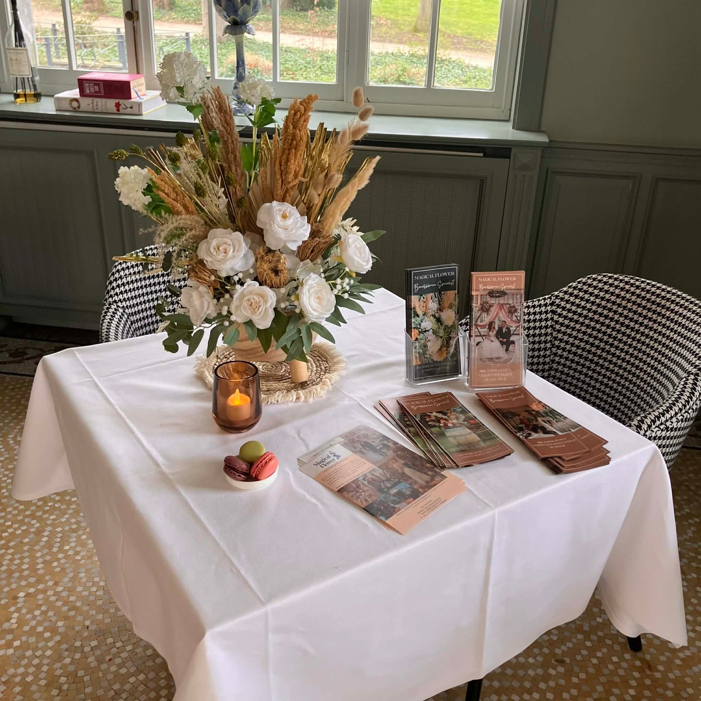 bloemen bruiloft tafel|tafeldecoratie bruiloft| tafelstuk huren| bloemen huren bruiloft|bloemen huren Pelt|bloemen huren eindhoven|bloemen huren bruiloft brabant| magical flower