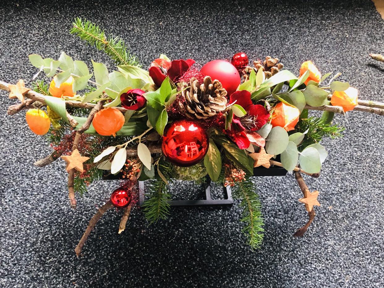 tafelstuk kerst| diy pakket kerst| bloemstuk maken kerst| bloemschikken kerst| bloemschikken kerst thuis| bloemstuk kerst|droogbloem pakket| magical flower|vriendinnendag |familie dag| kerstdecoratie maken