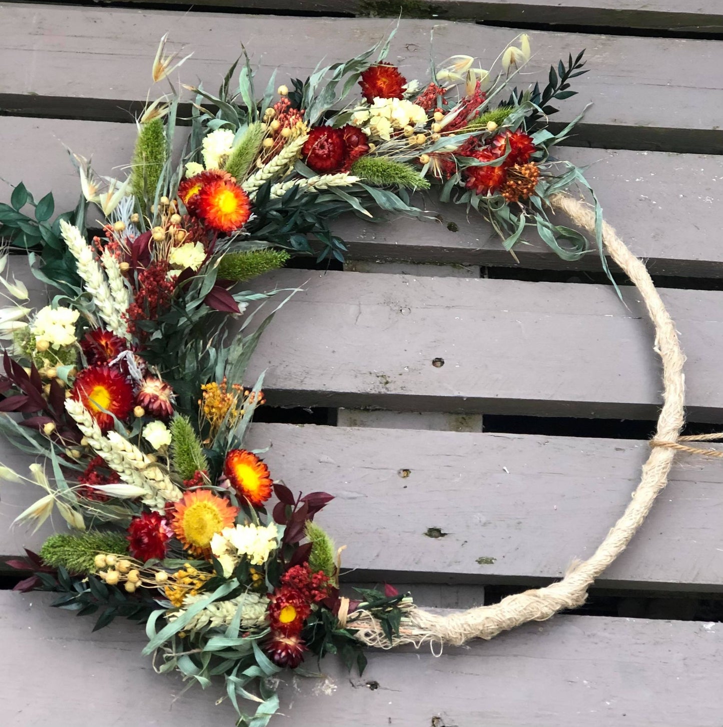 droogbloemen krans| workshop droogbloemen krans maken| hoe moet ik een droogbloemen krans maken?| droogbloemen krans pakket|DIY|droogbloemen workshop| Droogbloemen webshop| bloemen ring maken| cursus droogbloemen budel|droogbloemen cursus eindhoven| magical flower| magic flowers |