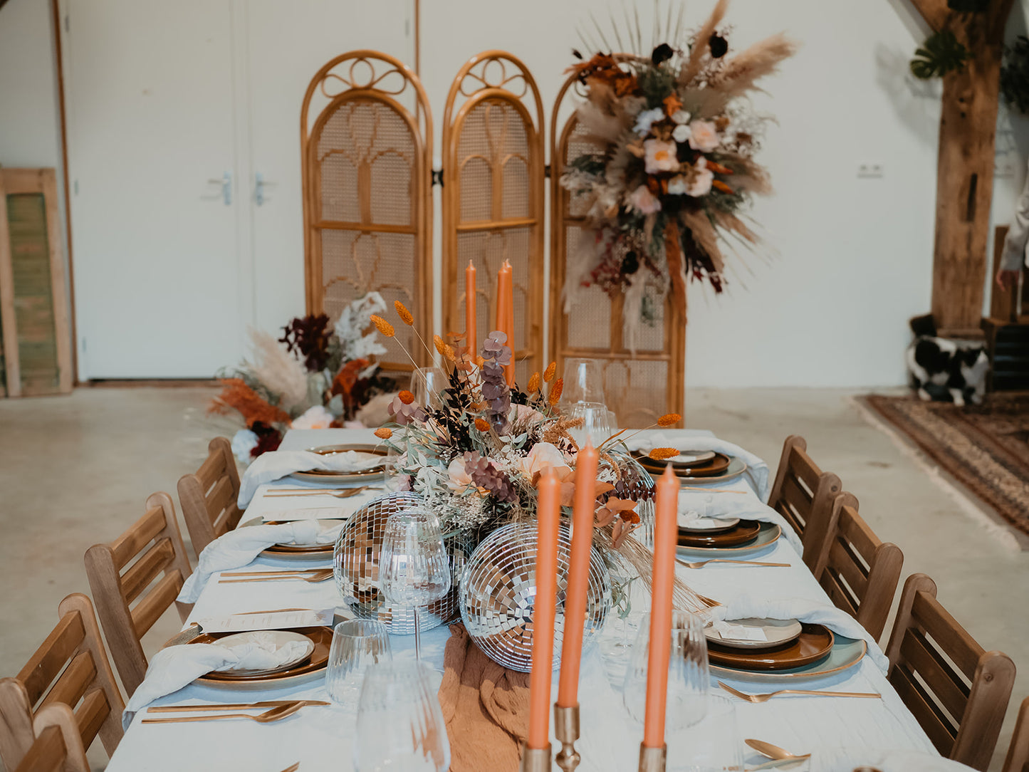 backdrop| flower cloud |bruidsversiering| bruiloft bloemen| droogbloemen bruiloft| wat kost een bruidsboeket| bloemen wolk bestellen| wand versiering bruiloft |bruidsversiering |droogbloemen huwelijk| droogbloemen bruiloft
