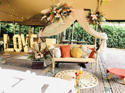 zijden bloemen huren| zijden bloemen huren events|Trouwen in de herfst| bloemen bruiloft| bruidsboeket kopen| boeket voor bruiloft| backdrop huren| bloemen huren evenement| bloemen huren evenement| b2b| bruidsbloemen huren| zijdebloemen huren| prieel met bloemen huren bruiloft| trouwdecoratie huren eindhoven| Magical Flower