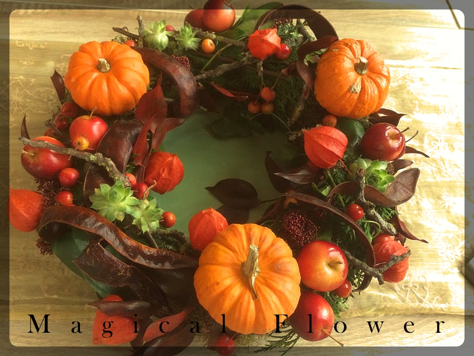 herfstkrans|bloemschikken eindhoven| bloemschikken budel| magical flower| herfstworkshop| herfstkrans maken|  vriendinnenuitje|familiedag| uitje collega's|workshop 