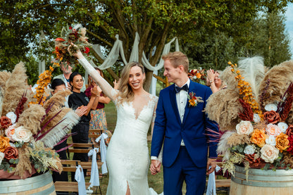 bloemen decoratie huwelijk| trouwdecoratie bloemen verhuur| bloemen decoratie huren eindhoven|bloemist bruiloft| trouwdecoratie hurenbruiloft kosten|bruiloft bloemen bestellen| bloemen huren evenement | Magical Flower