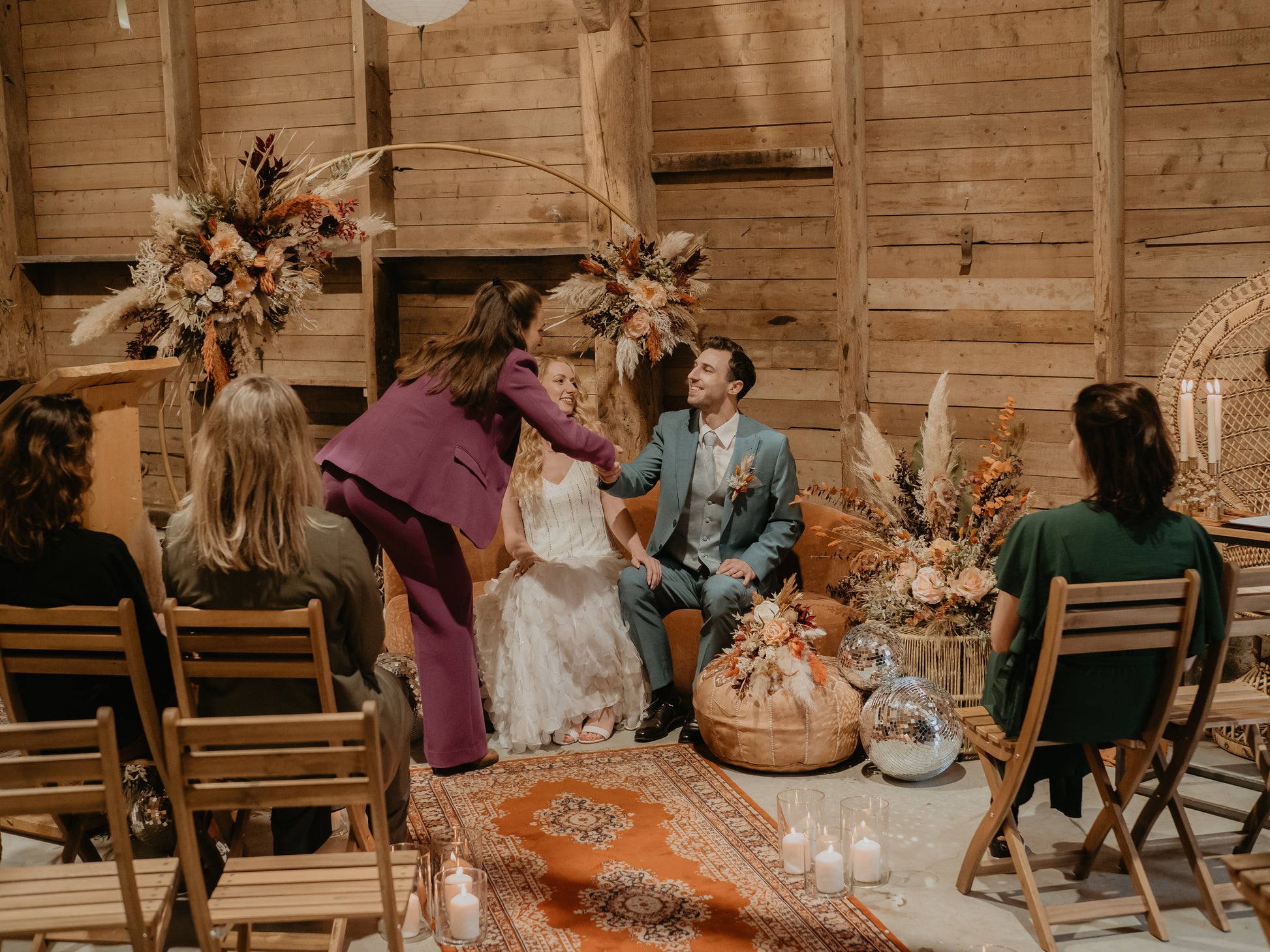 bloemen huren bruiloft|duurzame bruidsbloemen|bloemen bruiloft eindhoven|magical flower|bloemenboog huren|bloemen bruiloft goedkoop| bruidsboeket huren|zijdenbloemen huren event