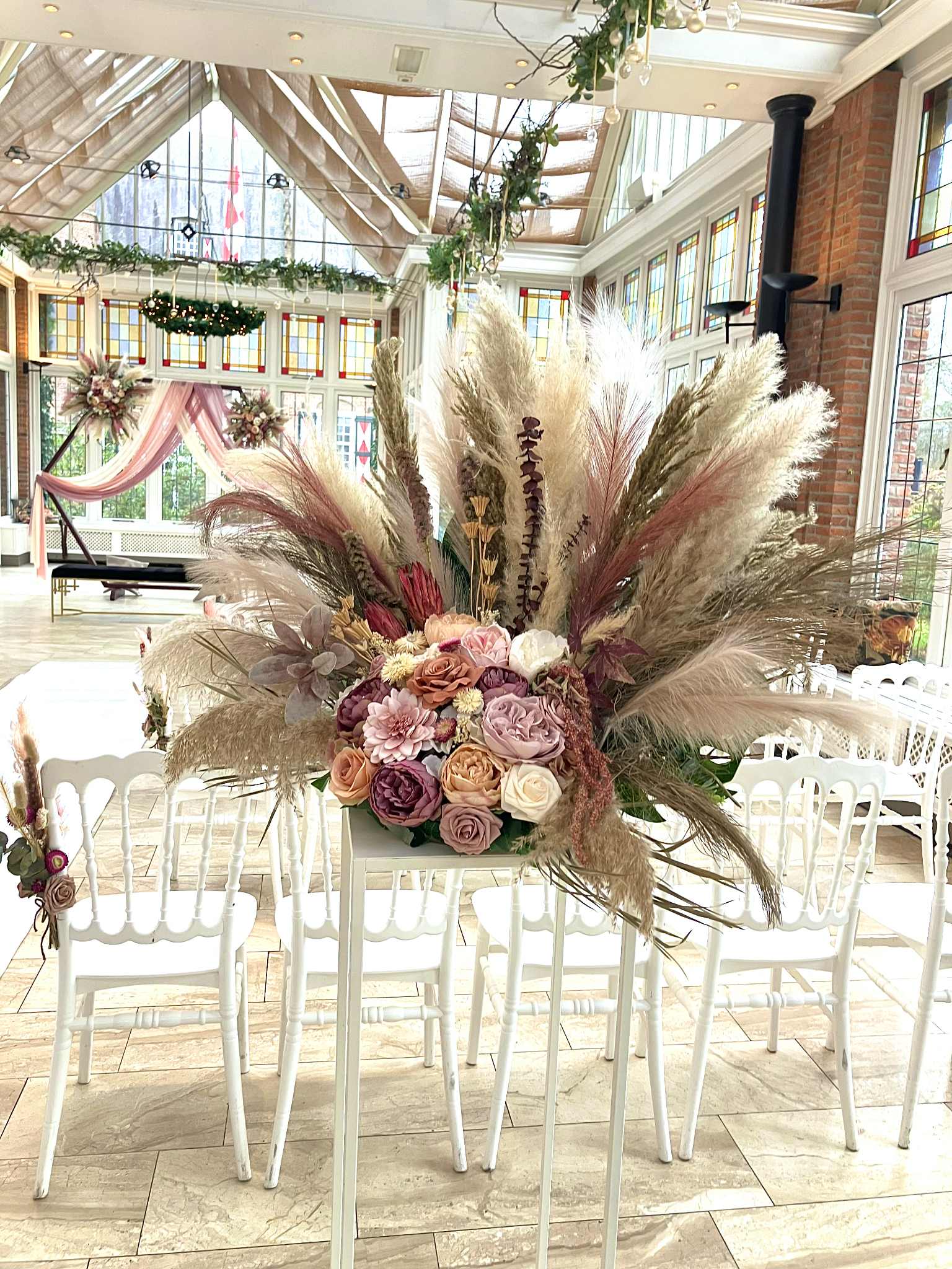 Zijdenbloemen huren| luxe zijdenbloemen huren bruiloft| bloemen huren bruiloft| bloemen bruiloft eindhoven| bloemen huren bruiloft België| Bloemen bruiloft online| decoratie bruiloft huren| magical flower