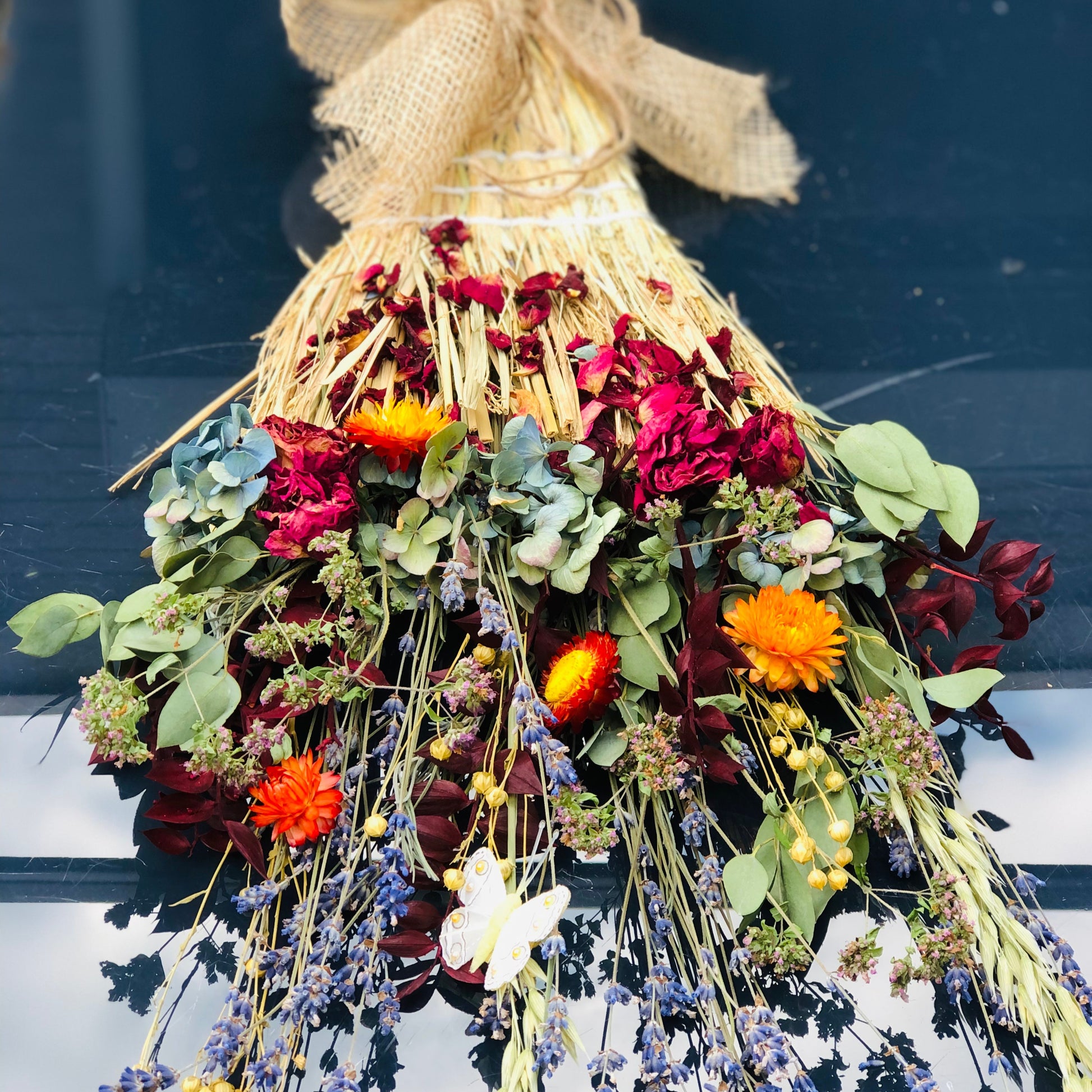 Bloemschikpakket| droogbloemen pakket | workshop voor thuis| diy| bloemschikken thuis| origineel cadeau| magical Flower|droogbloempakket