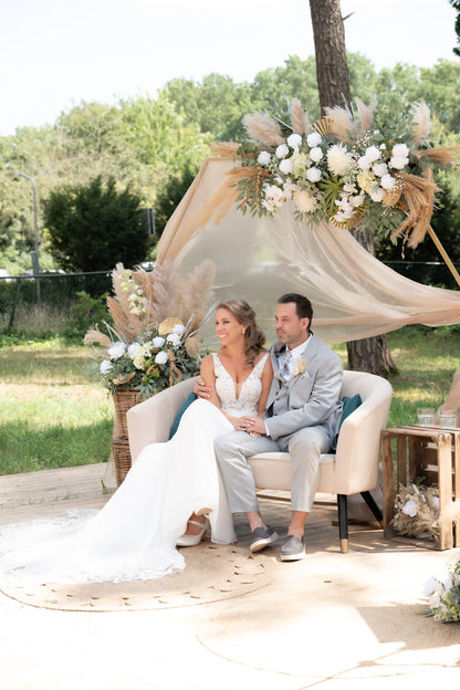 zijdebloemen huren bruiloft| bloemenboog huren bruiloft| luxe bloemen bruiloft| bruidsbloemen brabant| bloemen bruiloft eindhoven| mooie bruidsbloemen| bohemian bruiloft inspiratie|bloemenstyling bruiloft brabant|bruidsbloem styliste| bruidsboeket online bestellen|magical flower