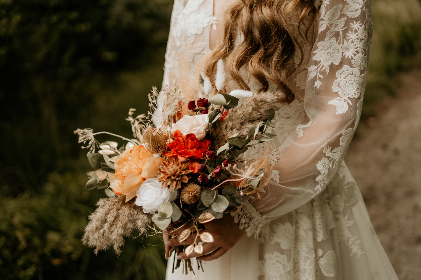 bruidsboeket van droogbloemen| bruidsboeket op maat| magical flower| bruidsboeket online bestellen| bloemen bruiloft| bruidsbloemen bestellen| boeket bruid