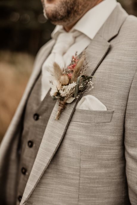 Pakket Intiem – Bruidsbloemen op maat van zijden bloemen en droogbloemen