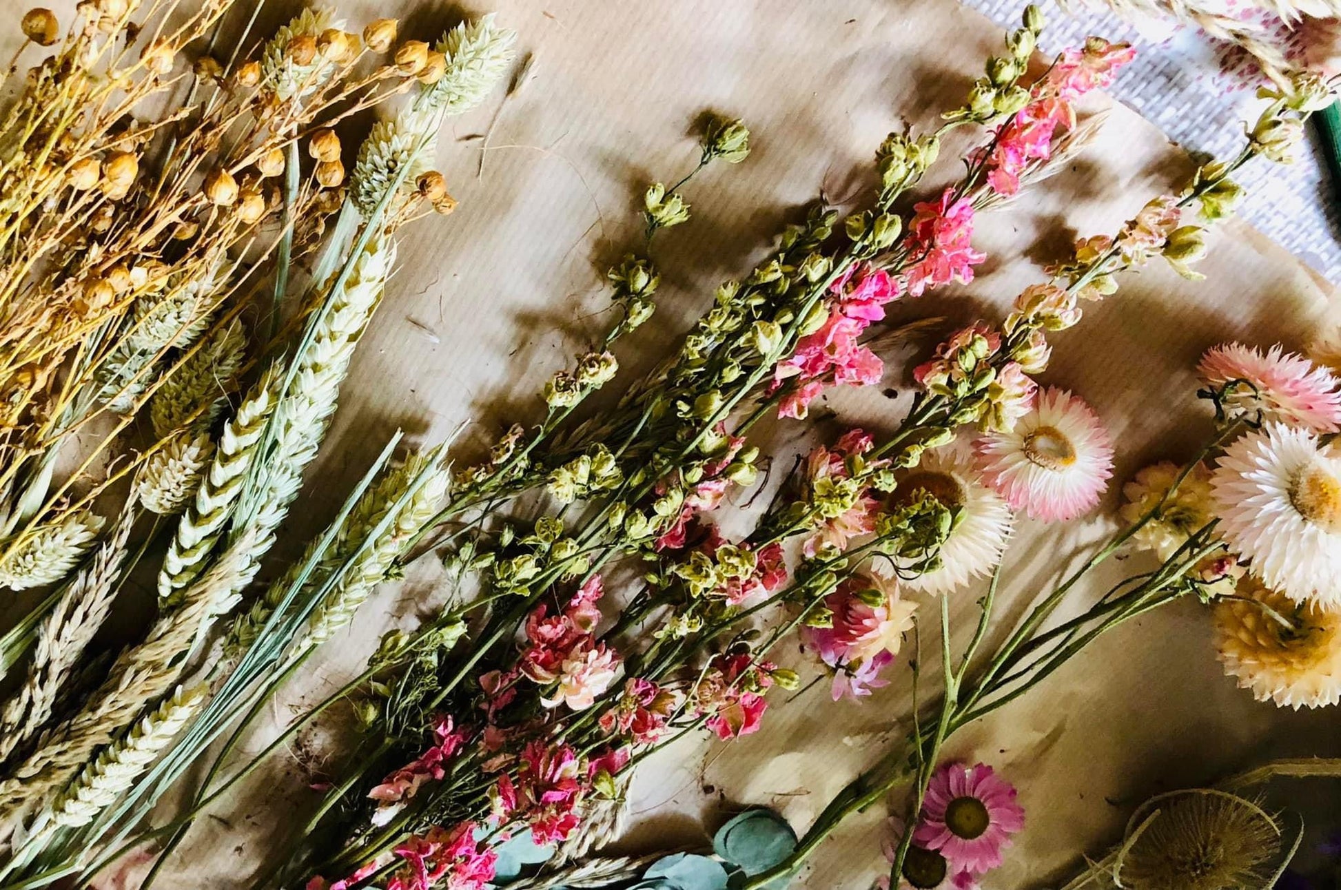 bachelorette box|vrijgezellenfeest activiteit| bloemschikken met personeel|personeelsuitje| diy voor groepen| familie uitje|vrijgezellenfeest | uitje eindhoven| goedkoop vrijgezellenfeest activiteit