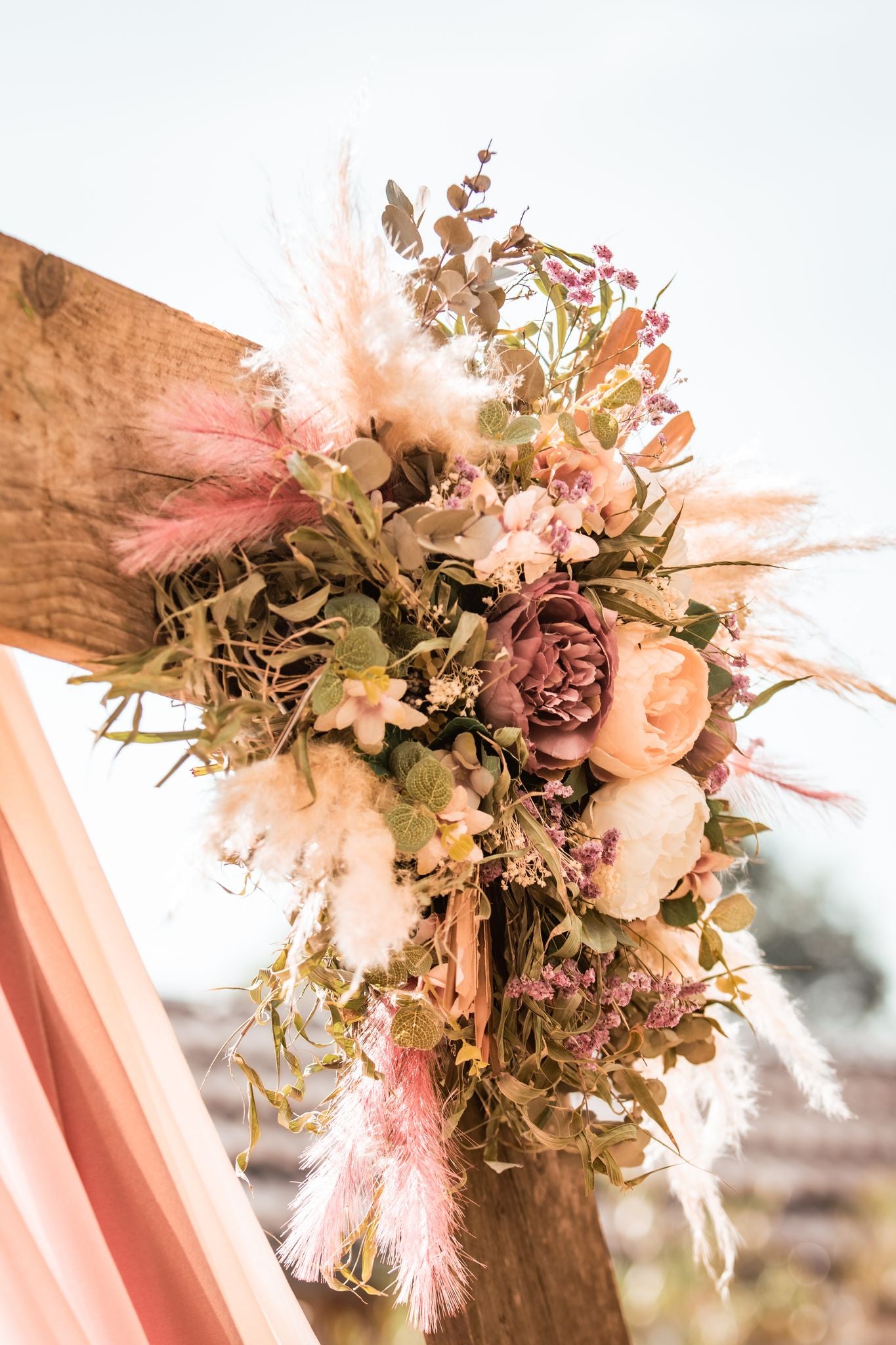 flowercloud|backdrop|bruiloft aankleding|bloemenstyling bruiloft|mooie droogbloemen| bohemian bruiloft| bruidsbloemen huren