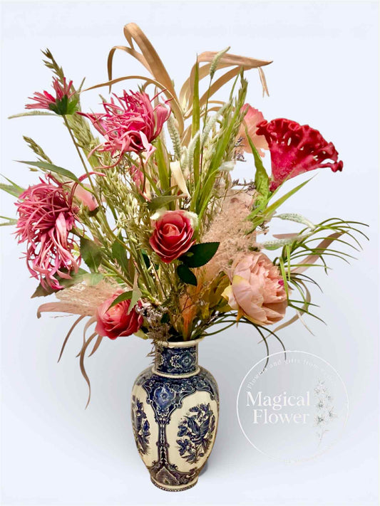 silkflowers|zijdenbloemen met droogbloemen in vaas|magical flower| zijdenboeket in vaas| zijdenboeket met vaas| neutraal kunstboeket|neutraal zijden boeket| zijdenbloemen wit