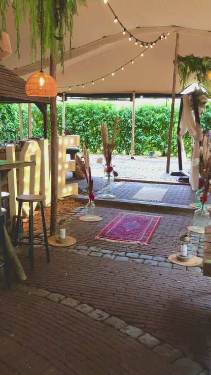 zijden bloemen huren| zijden bloemen huren events|Trouwen in de herfst| bloemen bruiloft| bruidsboeket kopen| boeket voor bruiloft| backdrop huren| bloemen huren evenement| bloemen huren evenement| b2b| bruidsbloemen huren| zijdebloemen huren| prieel met bloemen huren bruiloft| trouwdecoratie huren eindhoven| Magical Flower