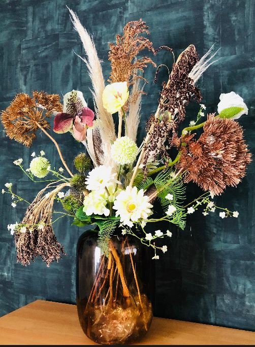 zijdebloemen |zijdenbloemen in vaas| zijdebloemen met vaas| zijdebloemen naturel| eyecather|bedrijfsbloemen|aankleding bedrijf| zijdebloemen online bestellen|mooie zijdebloemen| nep bloemen|kunstbloemen| zijde bloemen|