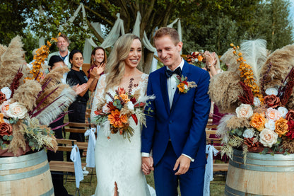 bloemen decoratie huwelijk| trouwdecoratie bloemen verhuur| bloemen decoratie huren eindhoven|bloemist bruiloft| trouwdecoratie hurenbruiloft kosten|bruiloft bloemen bestellen| bloemen huren evenement