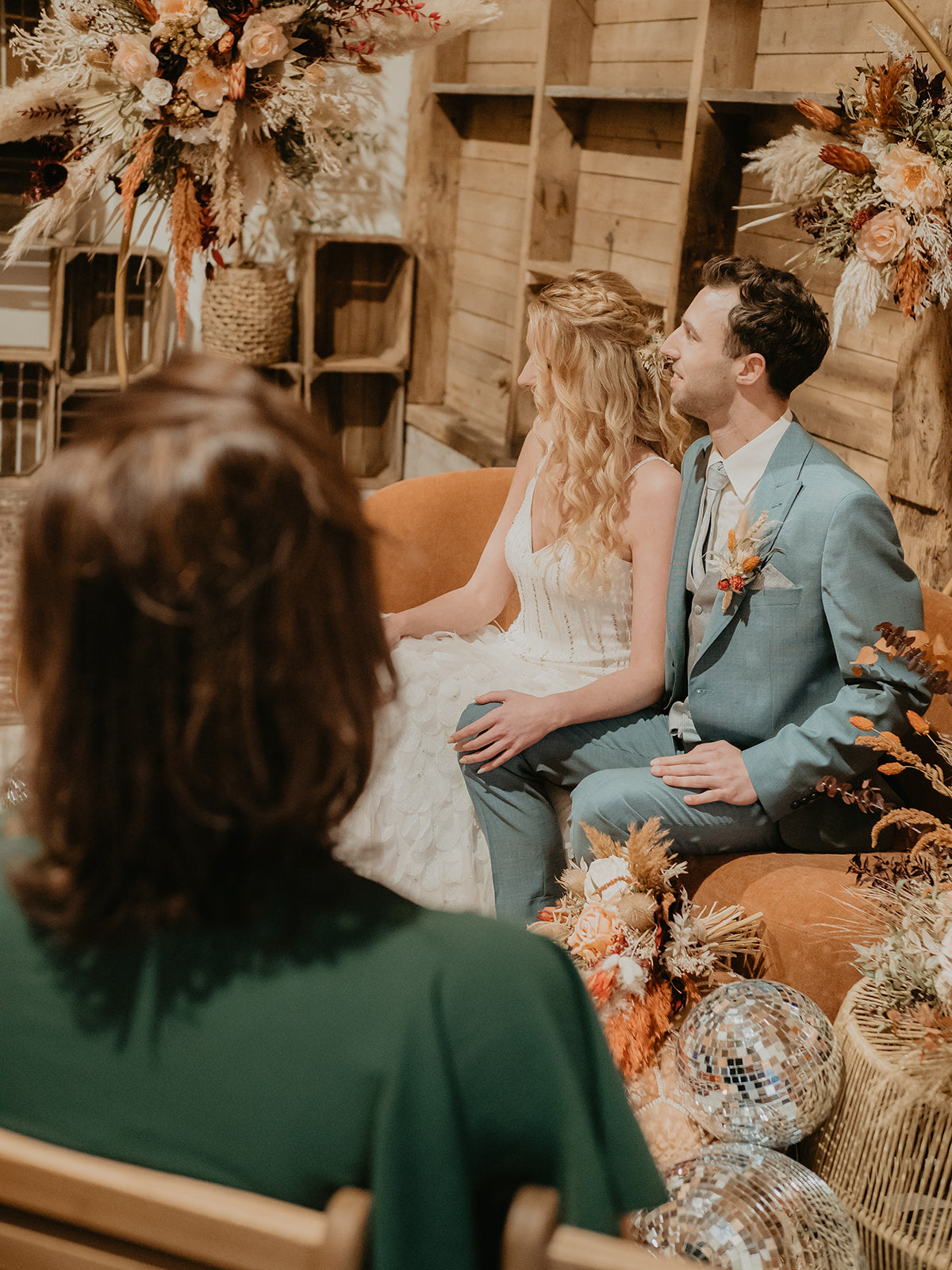 backdrop| flower cloud |bruidsversiering| bruiloft bloemen| droogbloemen bruiloft|  wat kost een bruidsboeket| bloemen wolk bestellen| wand versiering bruiloft |bruidsversiering |droogbloemen huwelijk| droogbloemen bruiloft