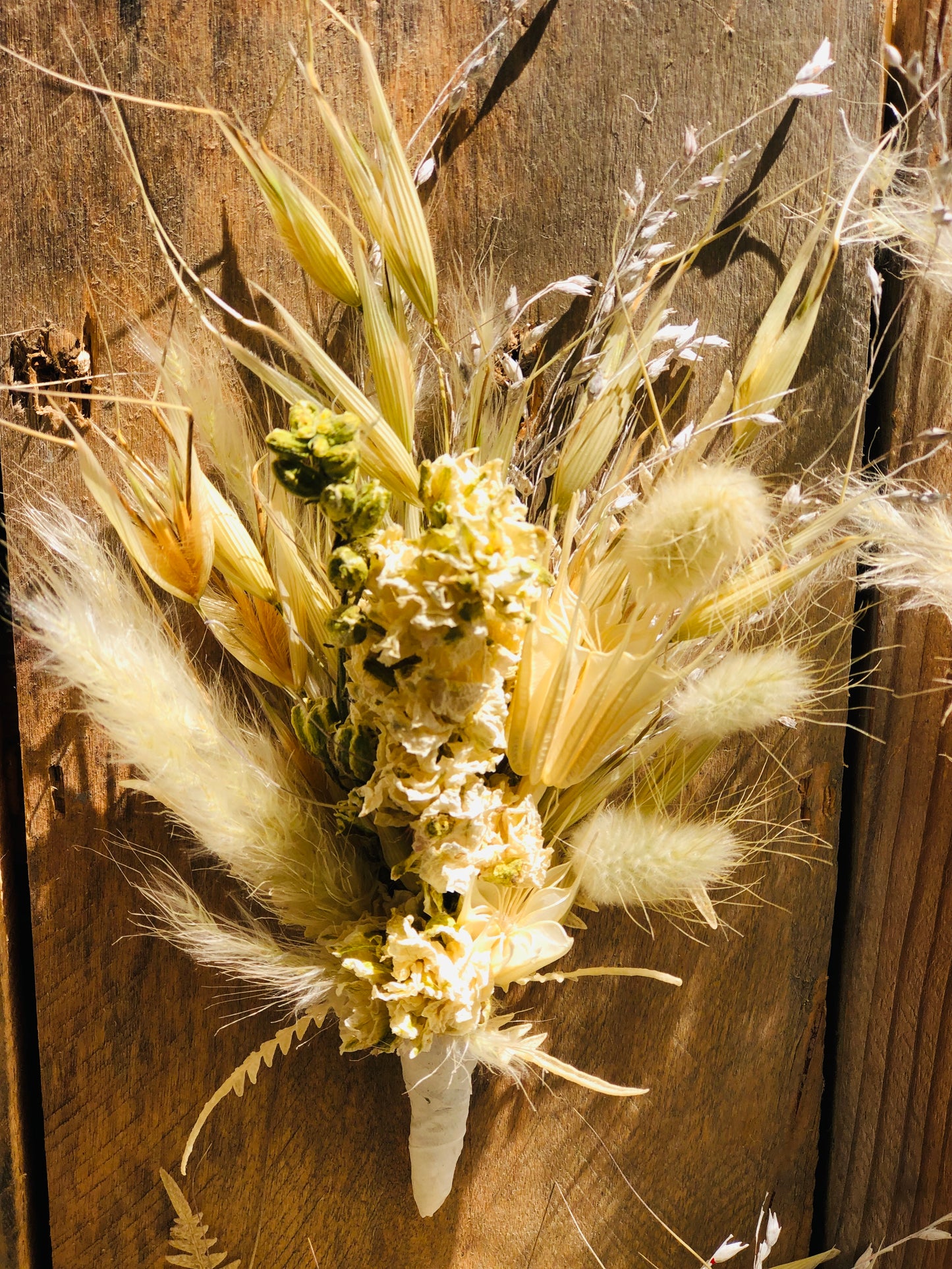 Corsage Van Droogbloemen Wit