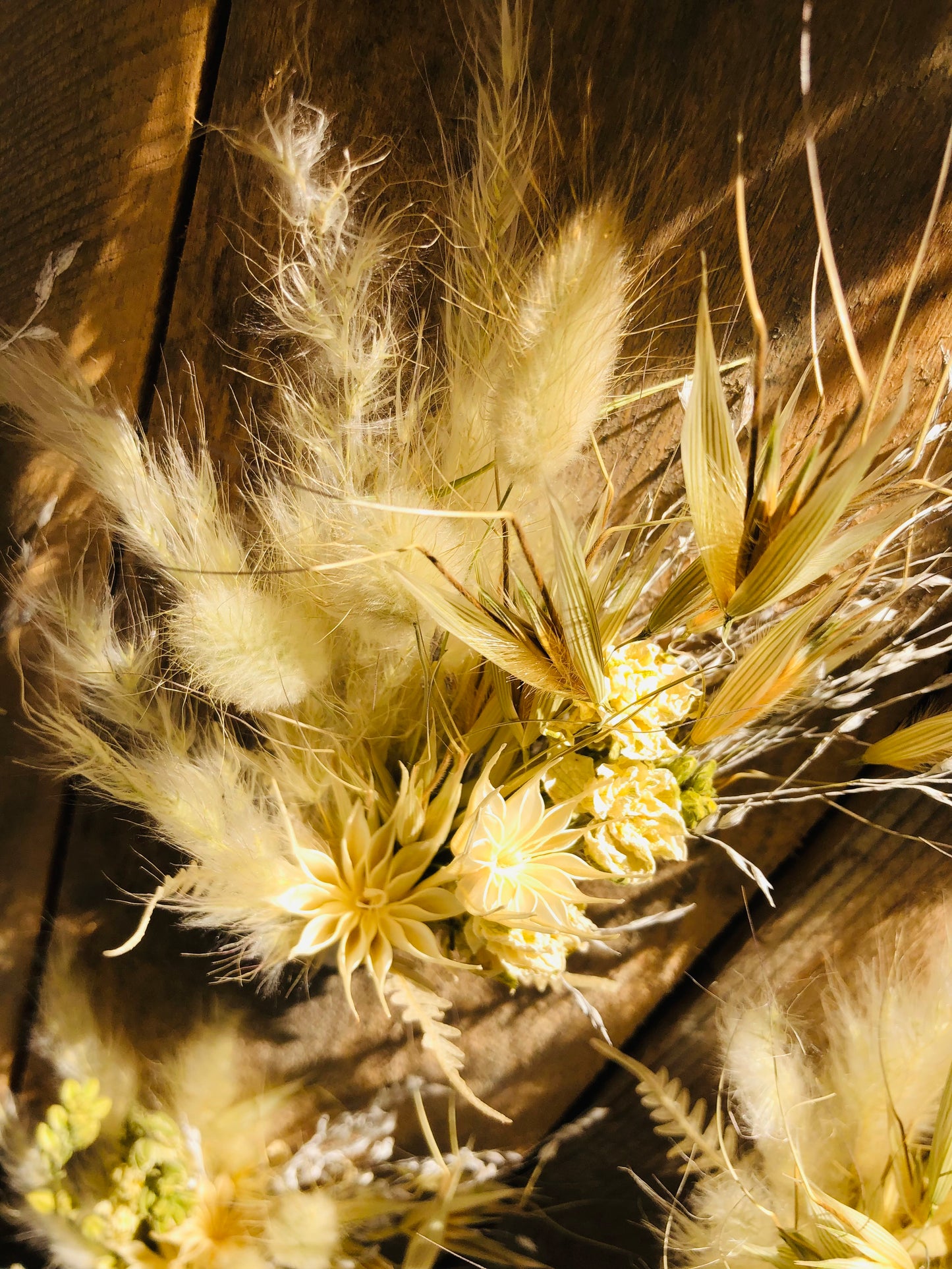 Corsage Van Droogbloemen Wit